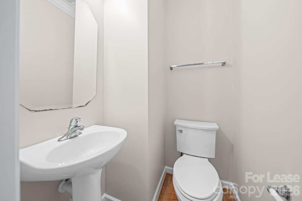 1526 Royal Auburn Avenue - Photo 15