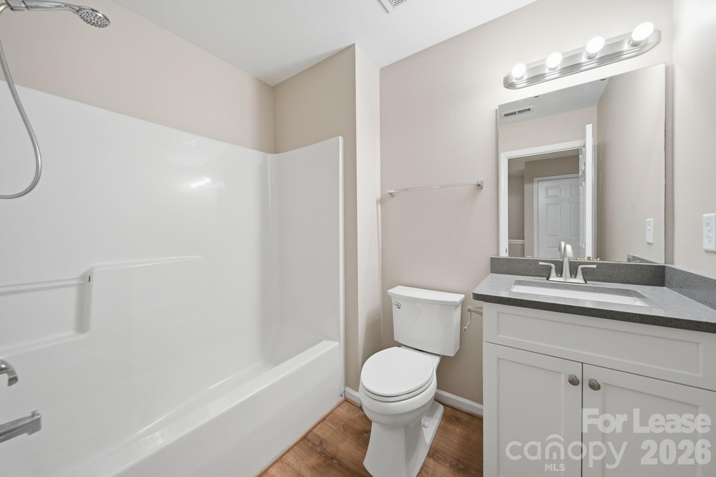 1526 Royal Auburn Avenue - Photo 25