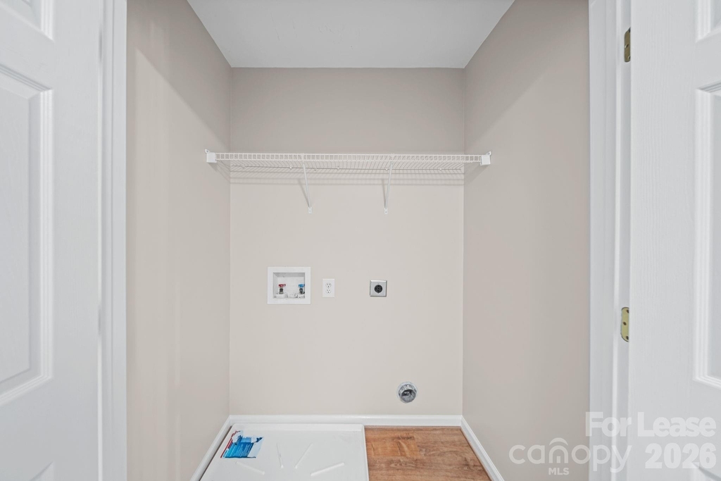 1526 Royal Auburn Avenue - Photo 26