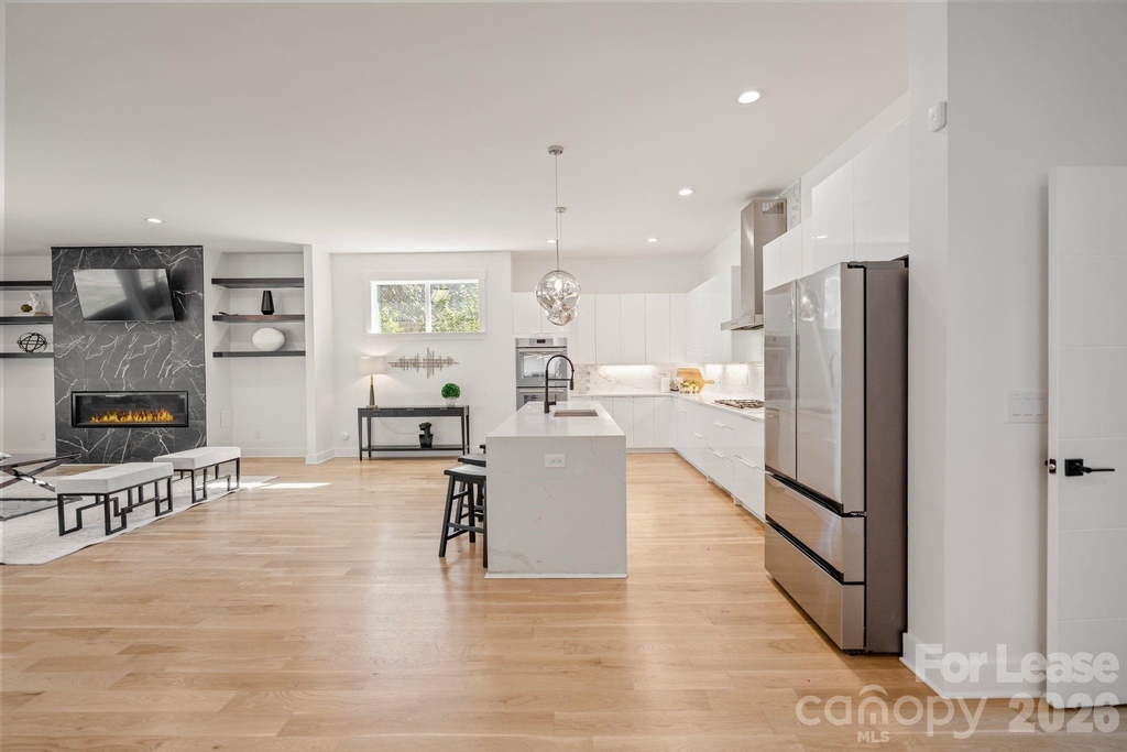 3008 Holt Street - Photo 7