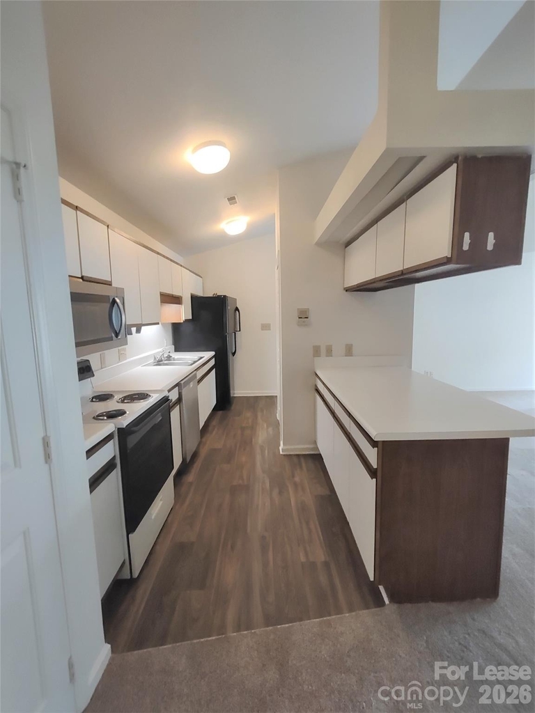 7366 Rose Terrace Court - Photo 3