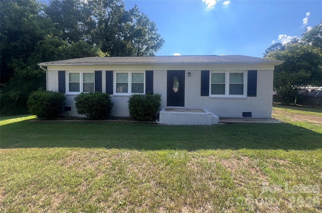 3605 Somerset Drive - Photo 1