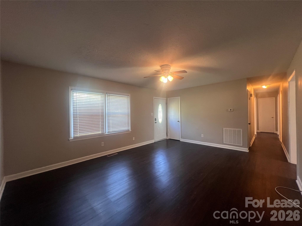 3605 Somerset Drive - Photo 3