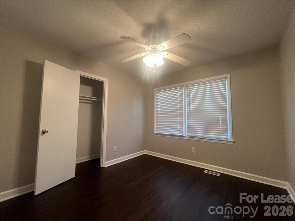 3605 Somerset Drive - Photo 7