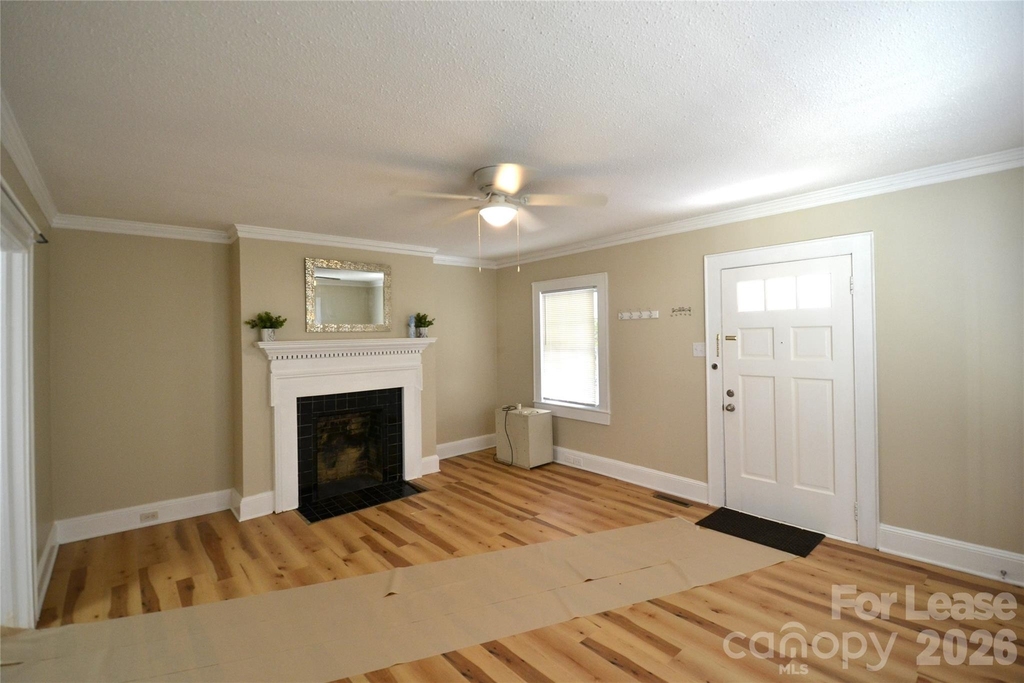 800 Arbor Street Ne - Photo 2