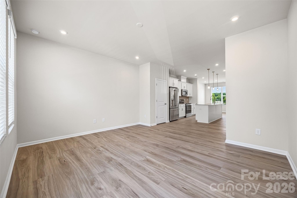 5640 Kingspan Drive - Photo 10