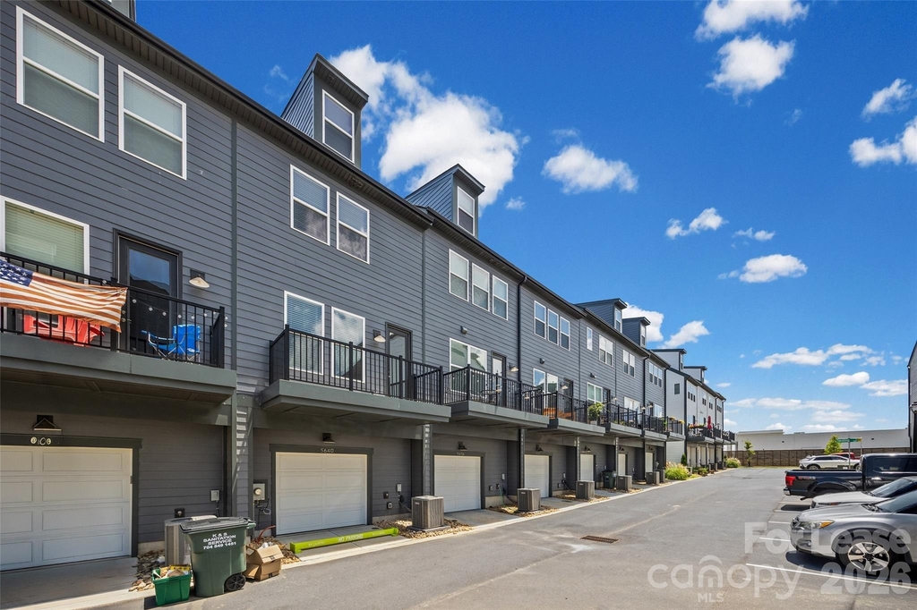 5640 Kingspan Drive - Photo 32