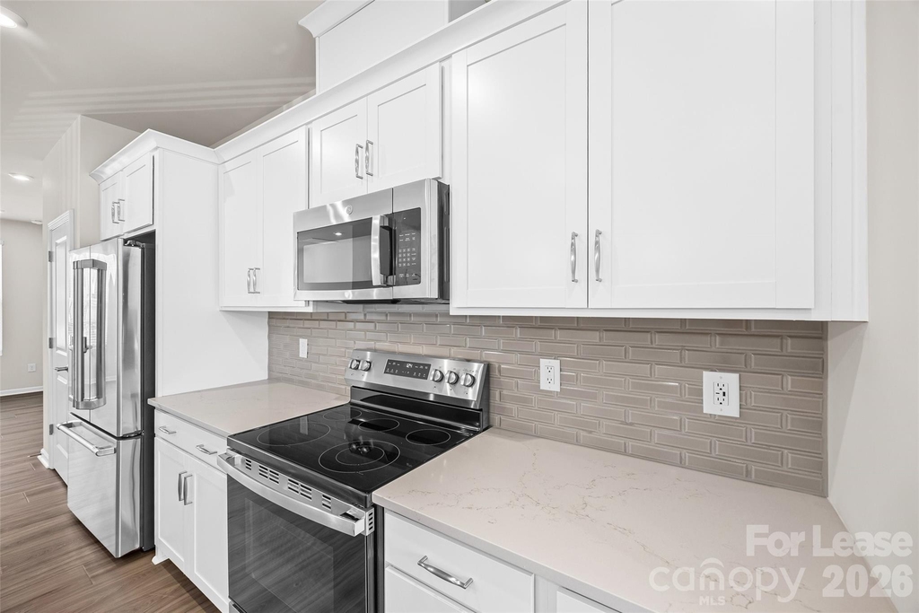 5640 Kingspan Drive - Photo 8