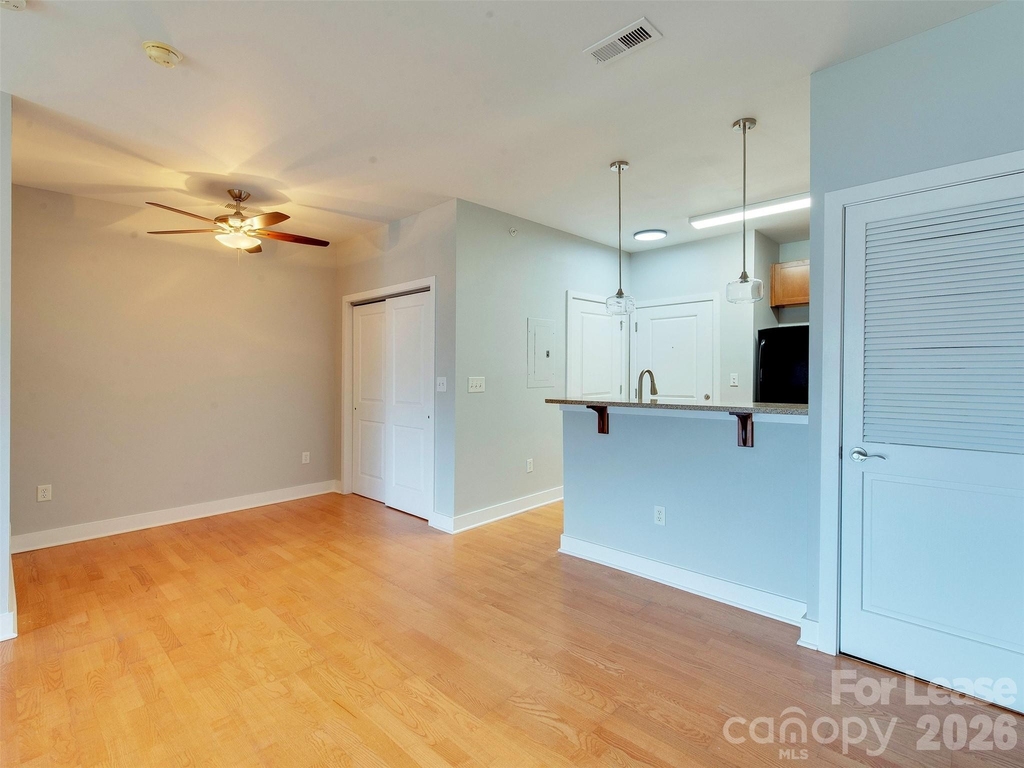 630 Calvert Street - Photo 2
