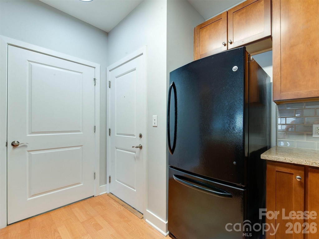 630 Calvert Street - Photo 11