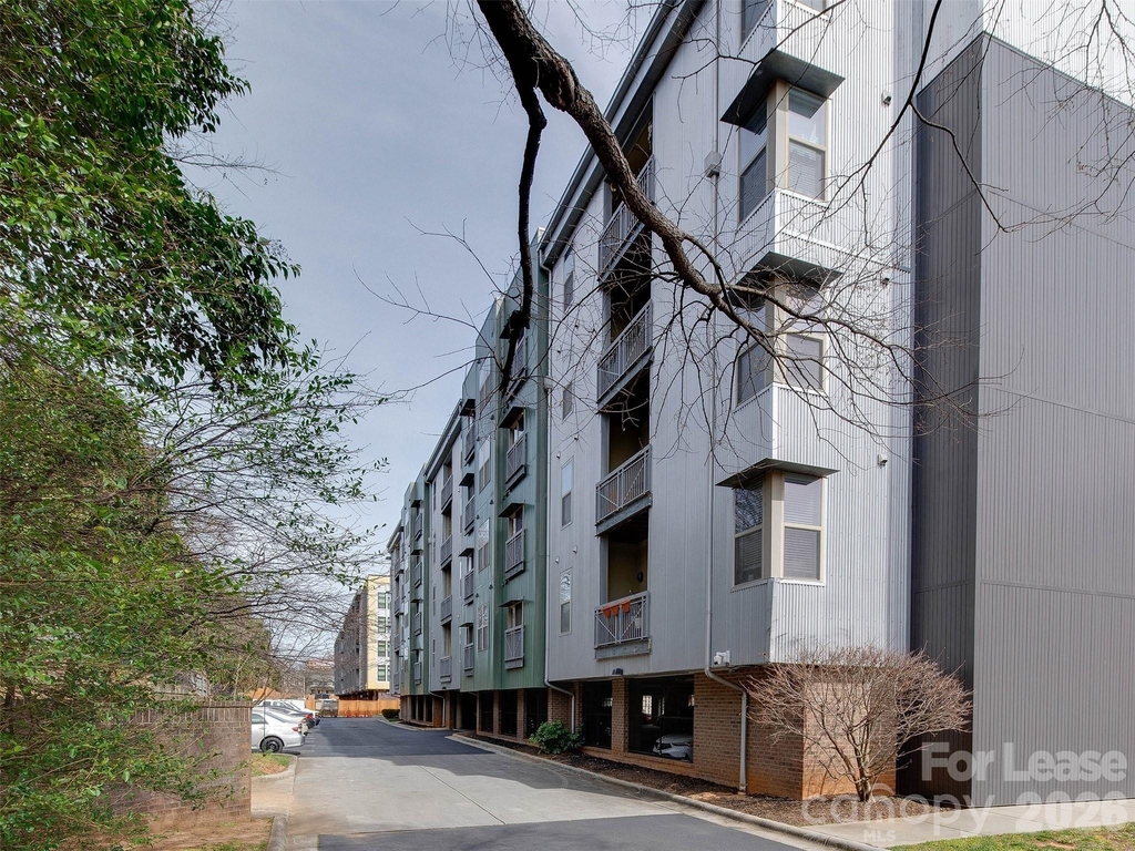 630 Calvert Street - Photo 28