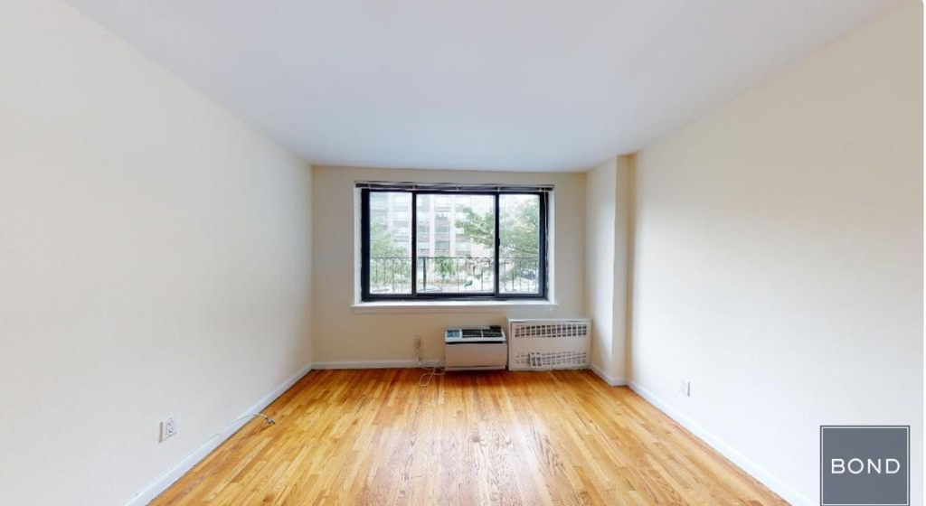 East 88th street  - Photo 0