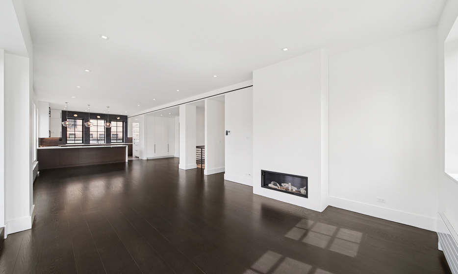 East 80th Street - Photo 3