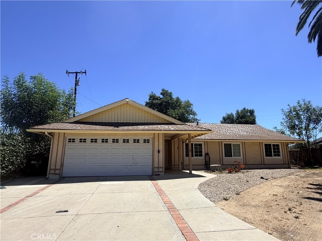2448 Cuatro Dr - Photo 0