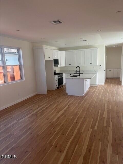 1150 W 1st Street - Photo 1