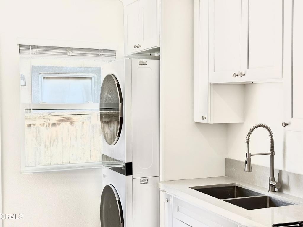 351 Huerta Street - Photo 7
