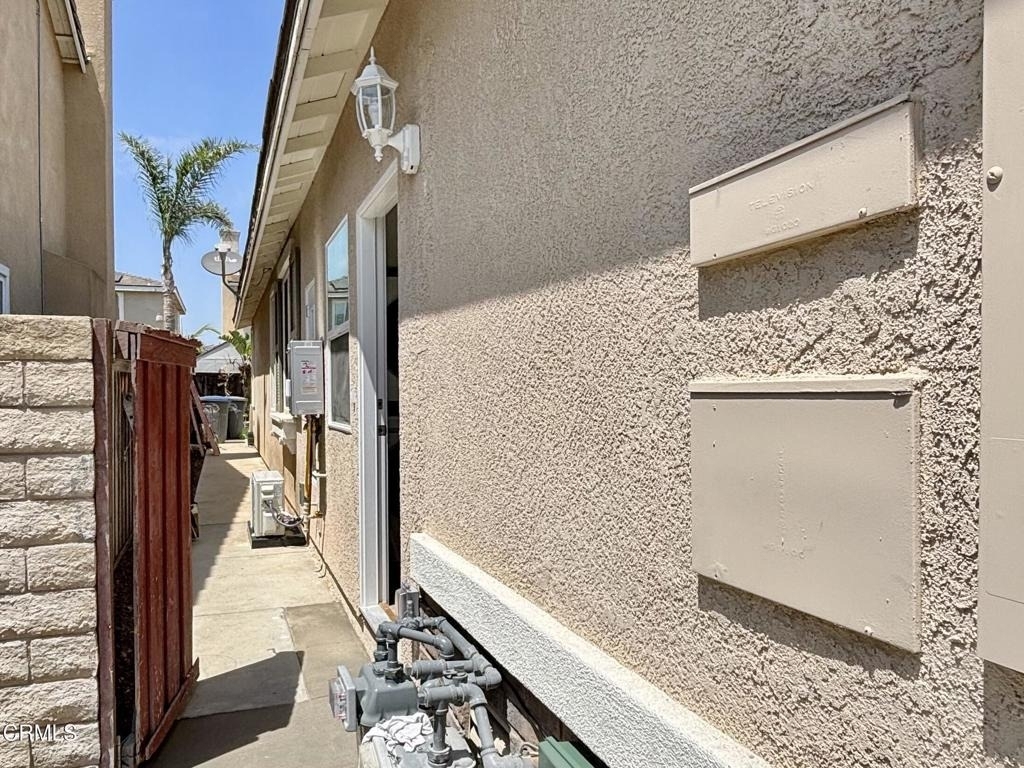 351 Huerta Street - Photo 17
