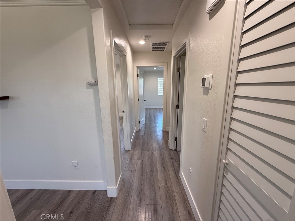 231 W 5th Street - Photo 24