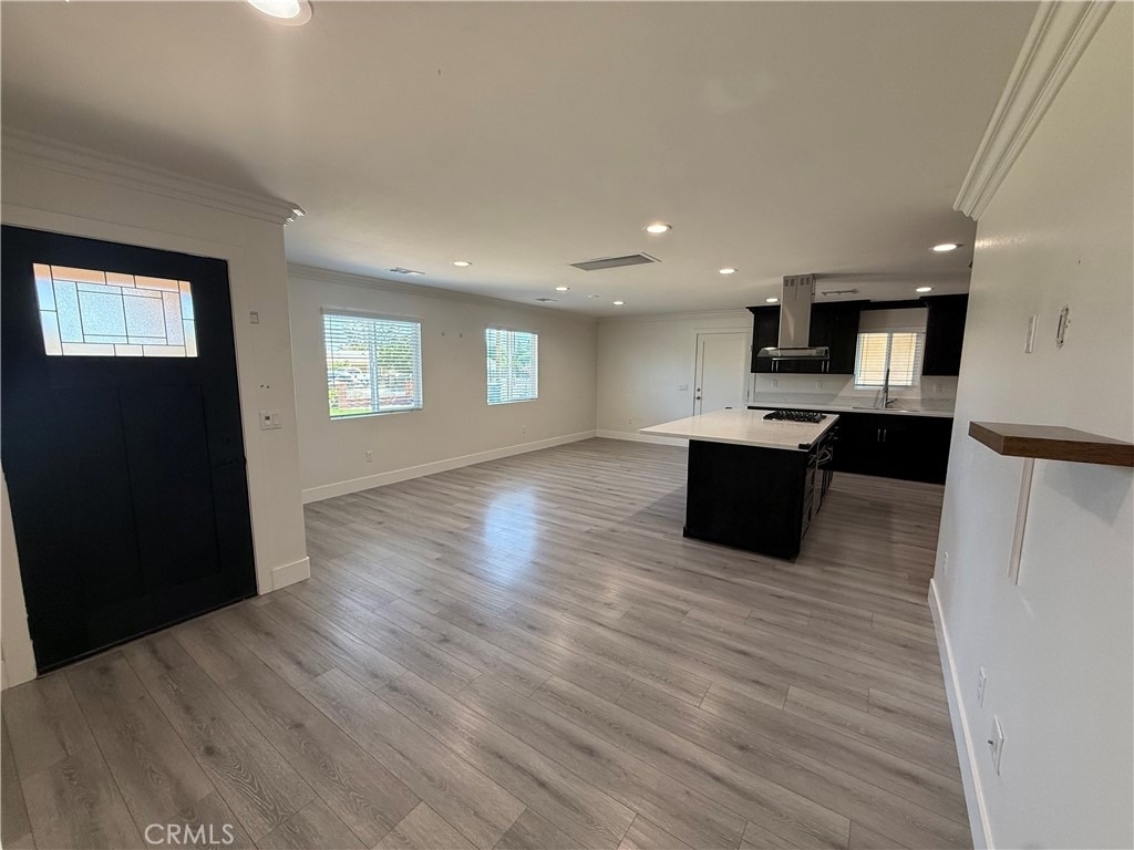 231 W 5th Street - Photo 21