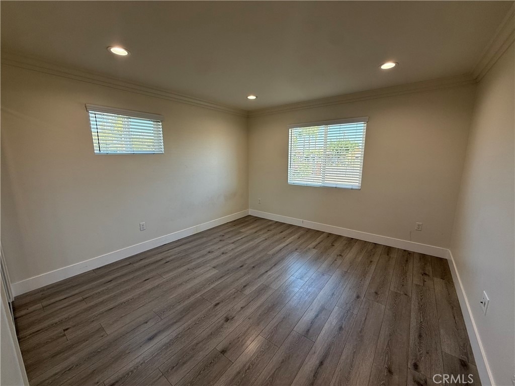 231 W 5th Street - Photo 22