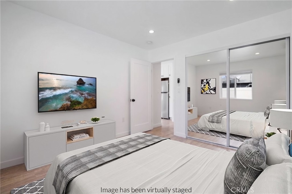 18924 Sylvan Street - Photo 19
