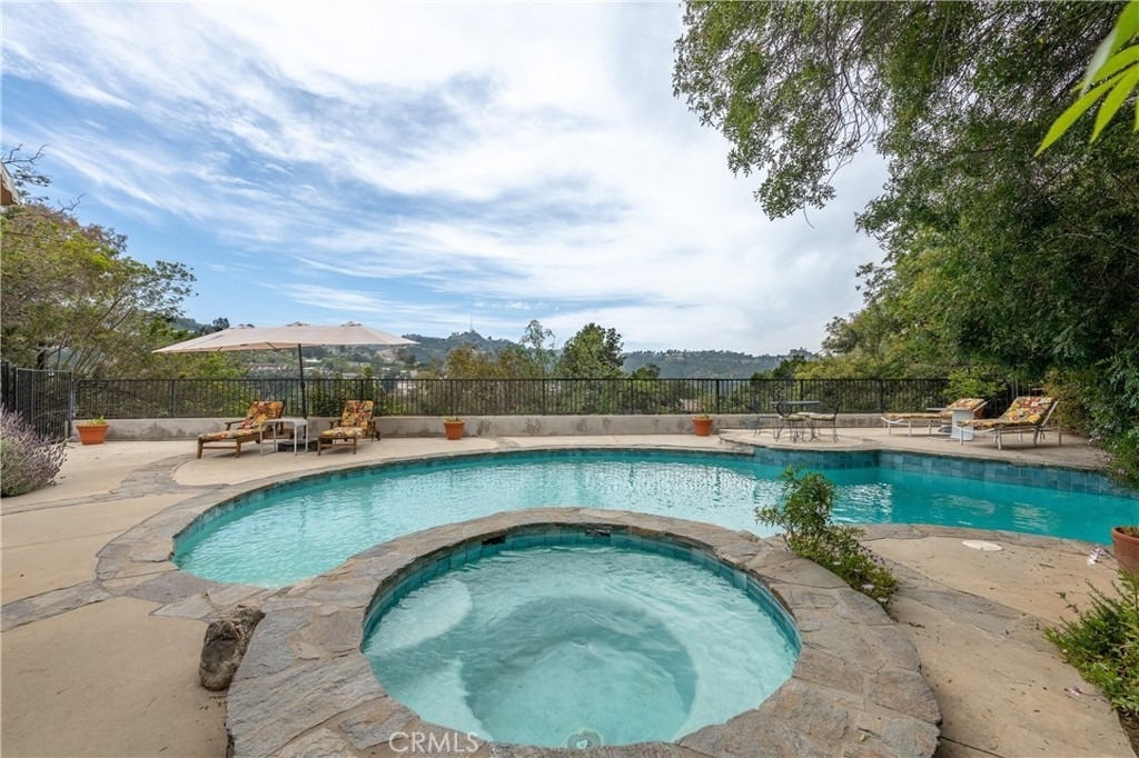 11446 Amanda Drive - Photo 37