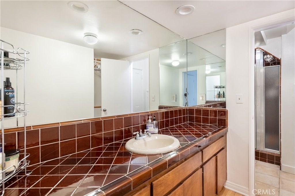 11446 Amanda Drive - Photo 25