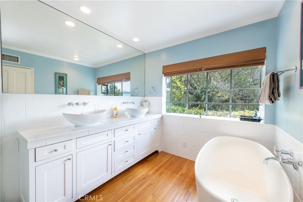 11446 Amanda Drive - Photo 14
