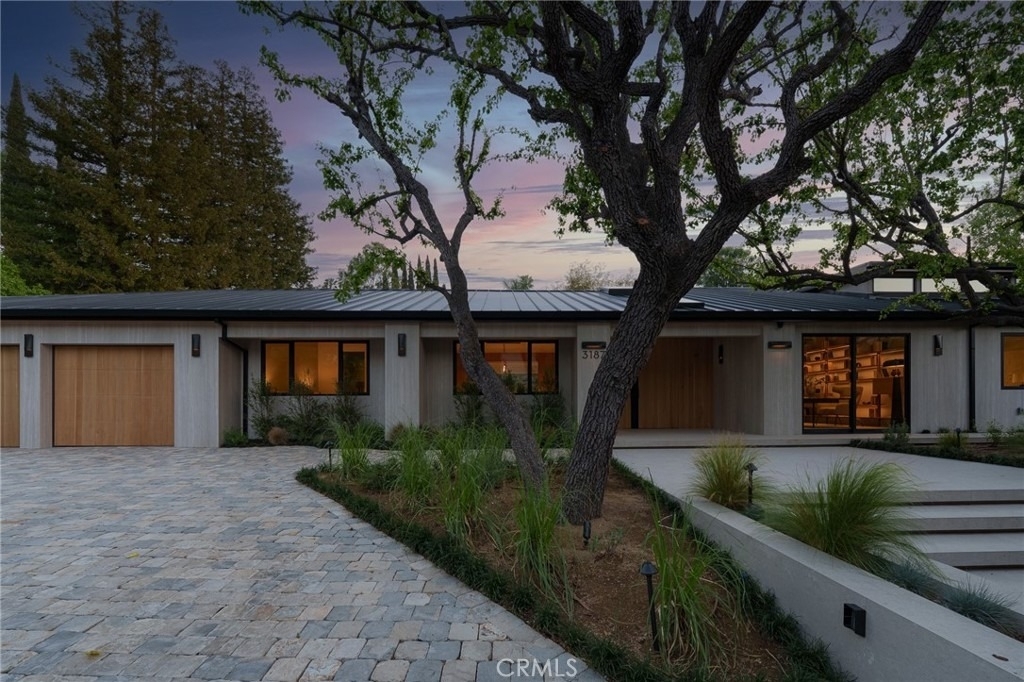 3187 Oakdell Rd - Photo 2
