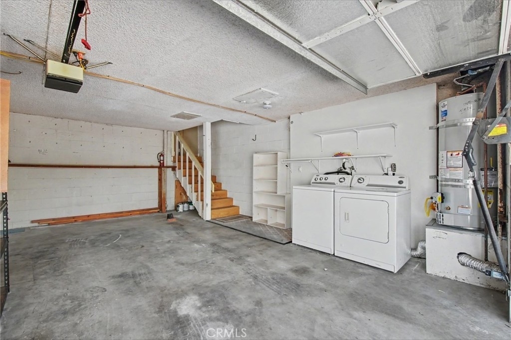 21019 Gresham St. - Photo 20