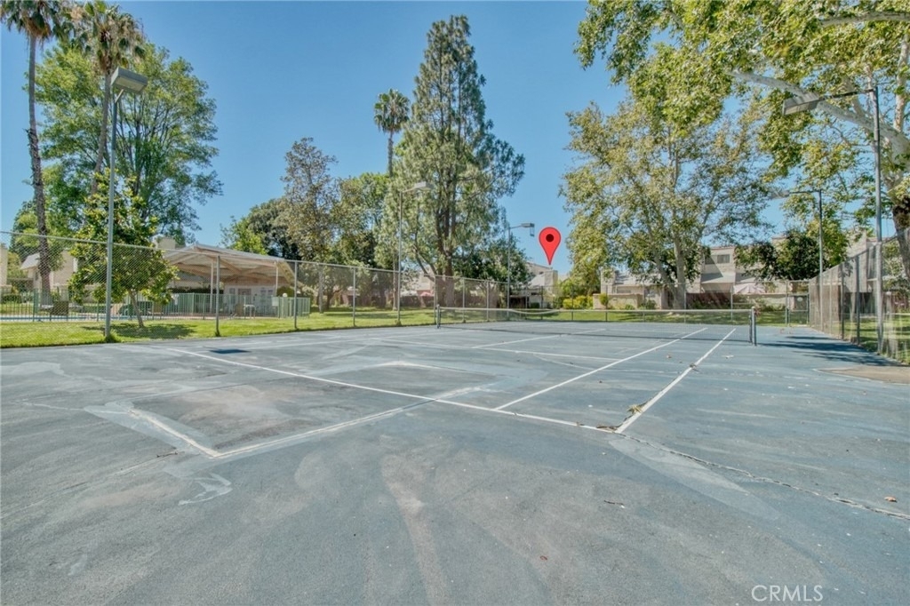 21019 Gresham St. - Photo 27