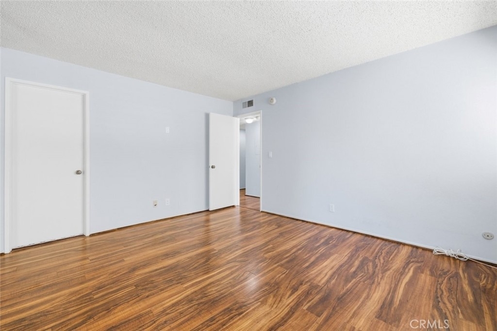 22127 Burbank - Photo 13