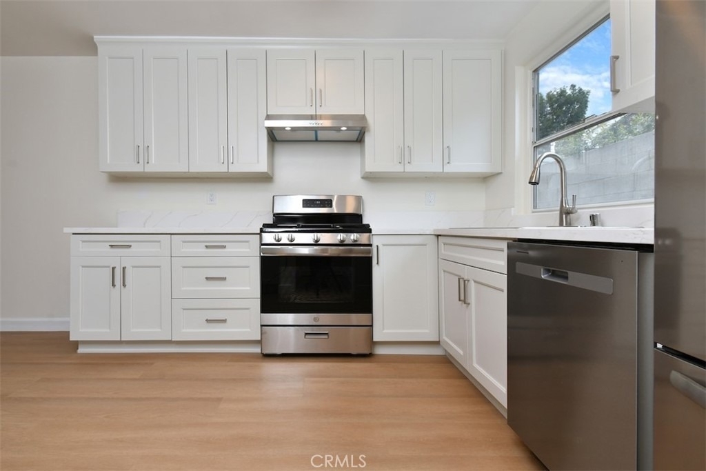 7006 Helmsdale Road - Photo 18