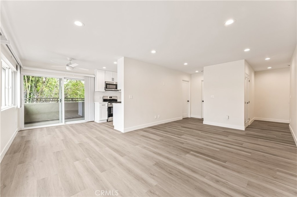 5409 Radford Avenue - Photo 8