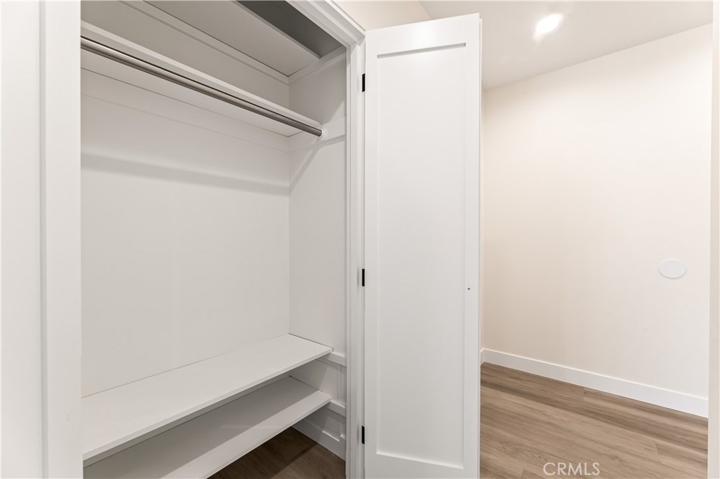 5409 Radford Avenue - Photo 15