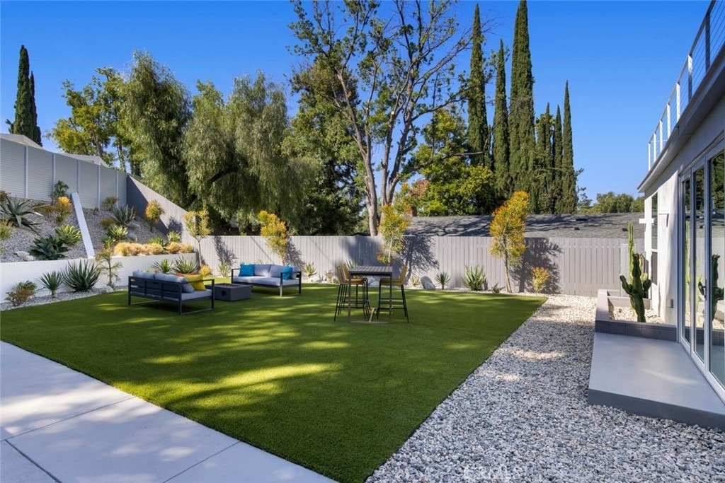 4731 Topanga Canyon Boulevard - Photo 32