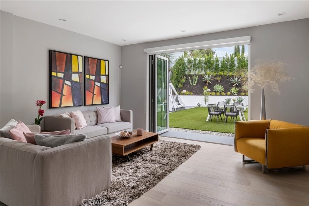 4731 Topanga Canyon Boulevard - Photo 13