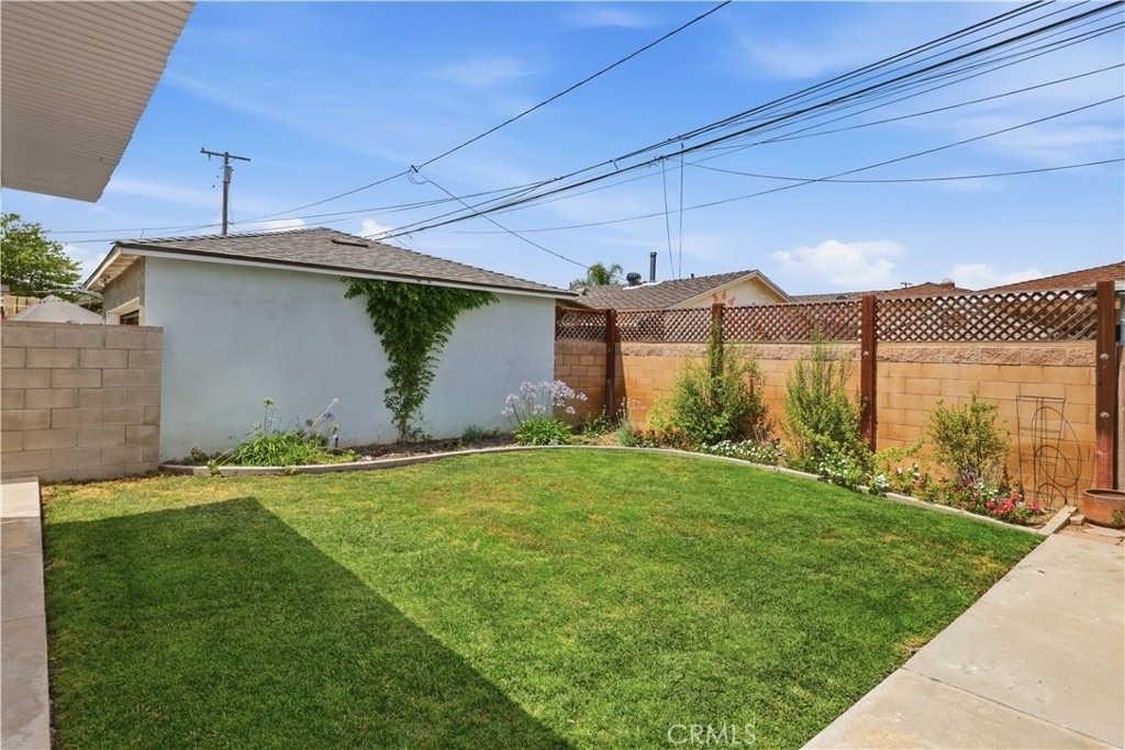 4809 Falcon Avenue - Photo 21