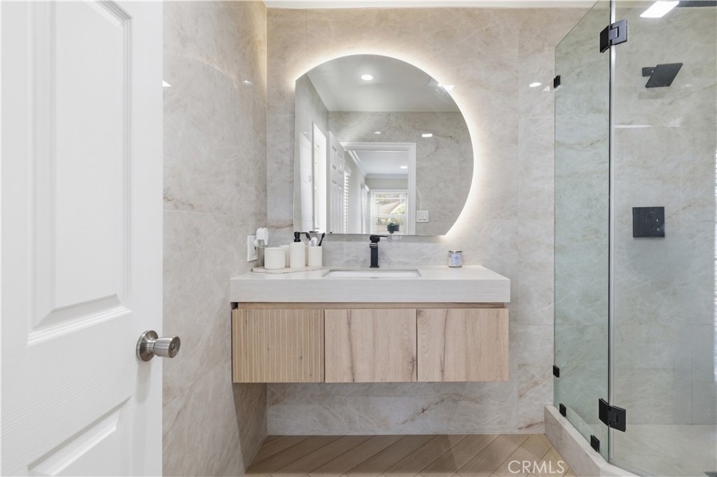 4809 Falcon Avenue - Photo 8