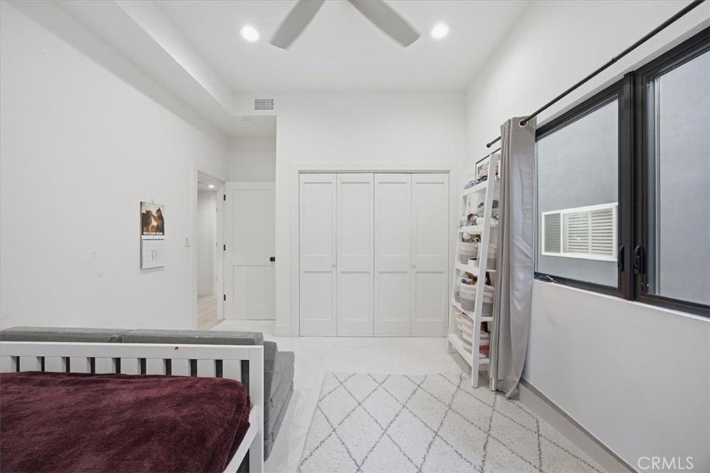 1506 Wollacott Street - Photo 21