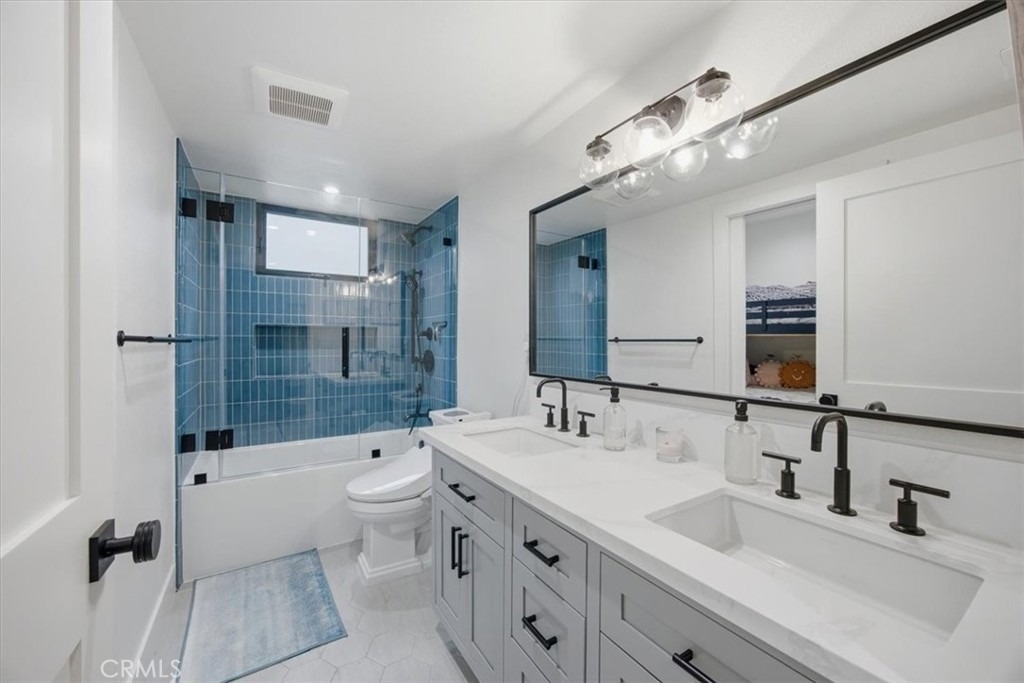 1506 Wollacott Street - Photo 19