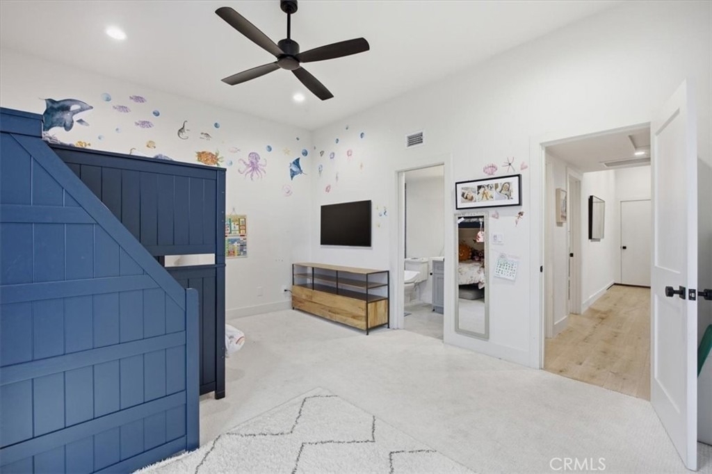 1506 Wollacott Street - Photo 18