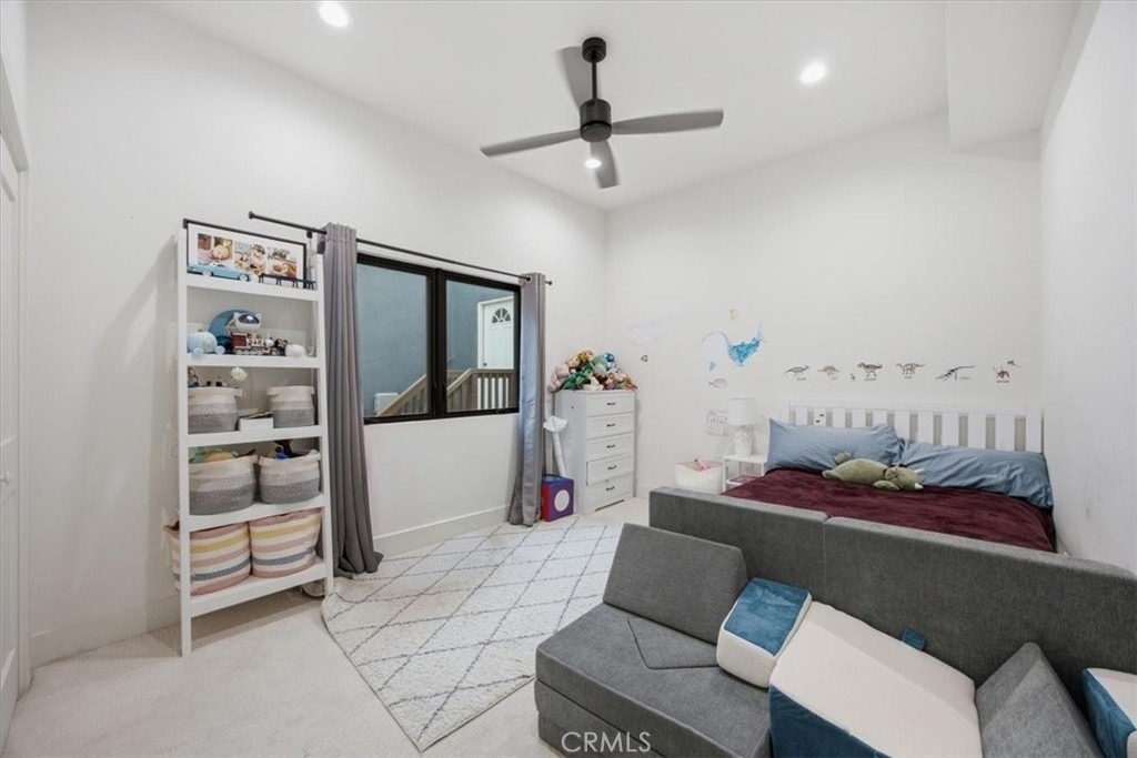 1506 Wollacott Street - Photo 20