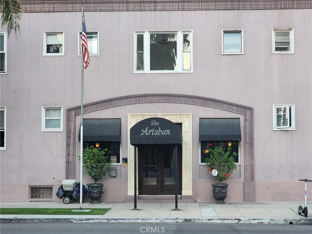 10 Atlantic Avenue - Photo 1