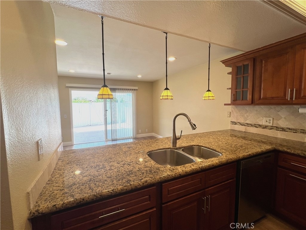 13252 Beach Terrace - Photo 14