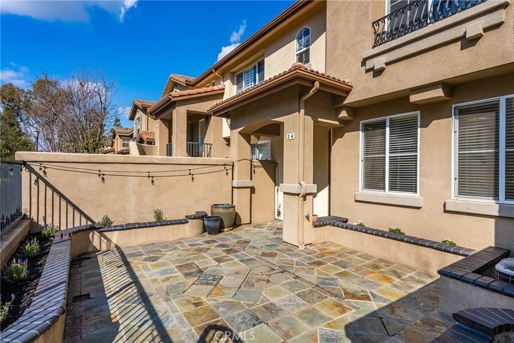 24 Crestline - Photo 3