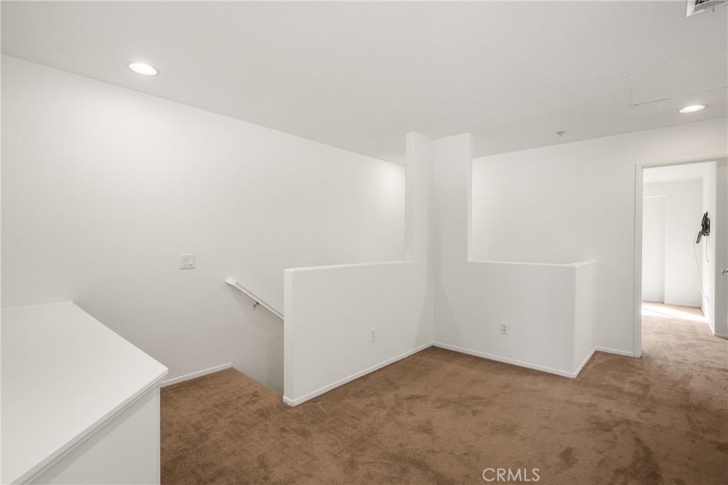 24 Crestline - Photo 17