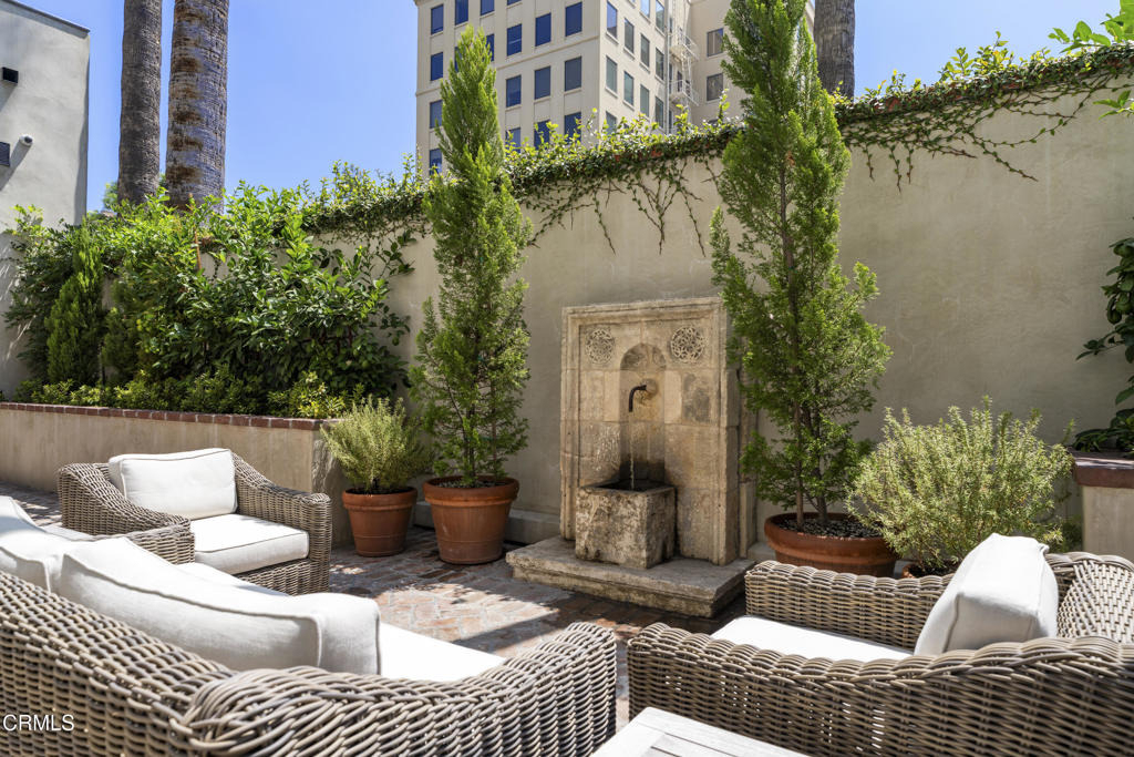88 N Oakland Avenue - Photo 10