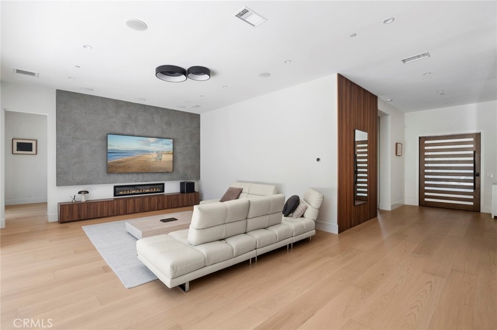 5742 Sierra Casa - Photo 3