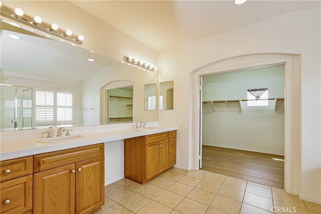 25088 Cypress St - Photo 9